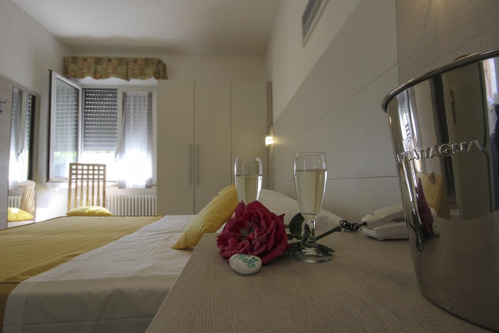 Hotel Miramare Forte dei Marmi Rum bild